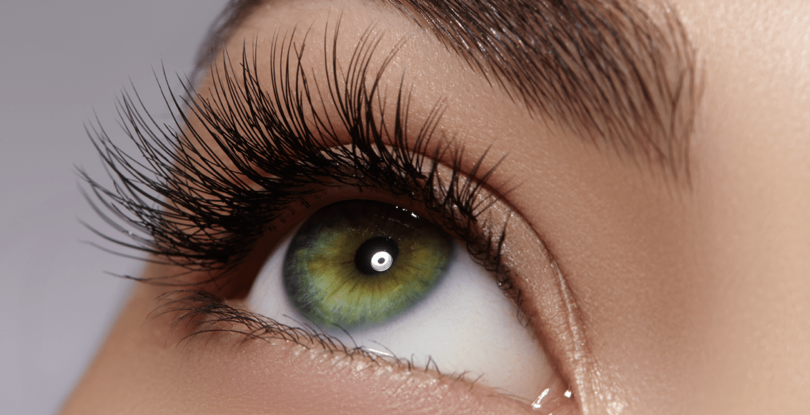 Eyelashes R Us - Thread 'N' Wax Away